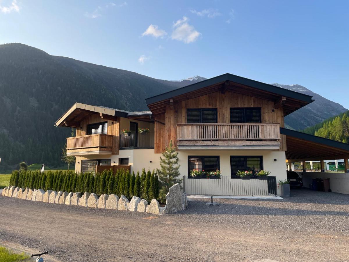 Alp Apart Niederthai Umhausen Exterior foto