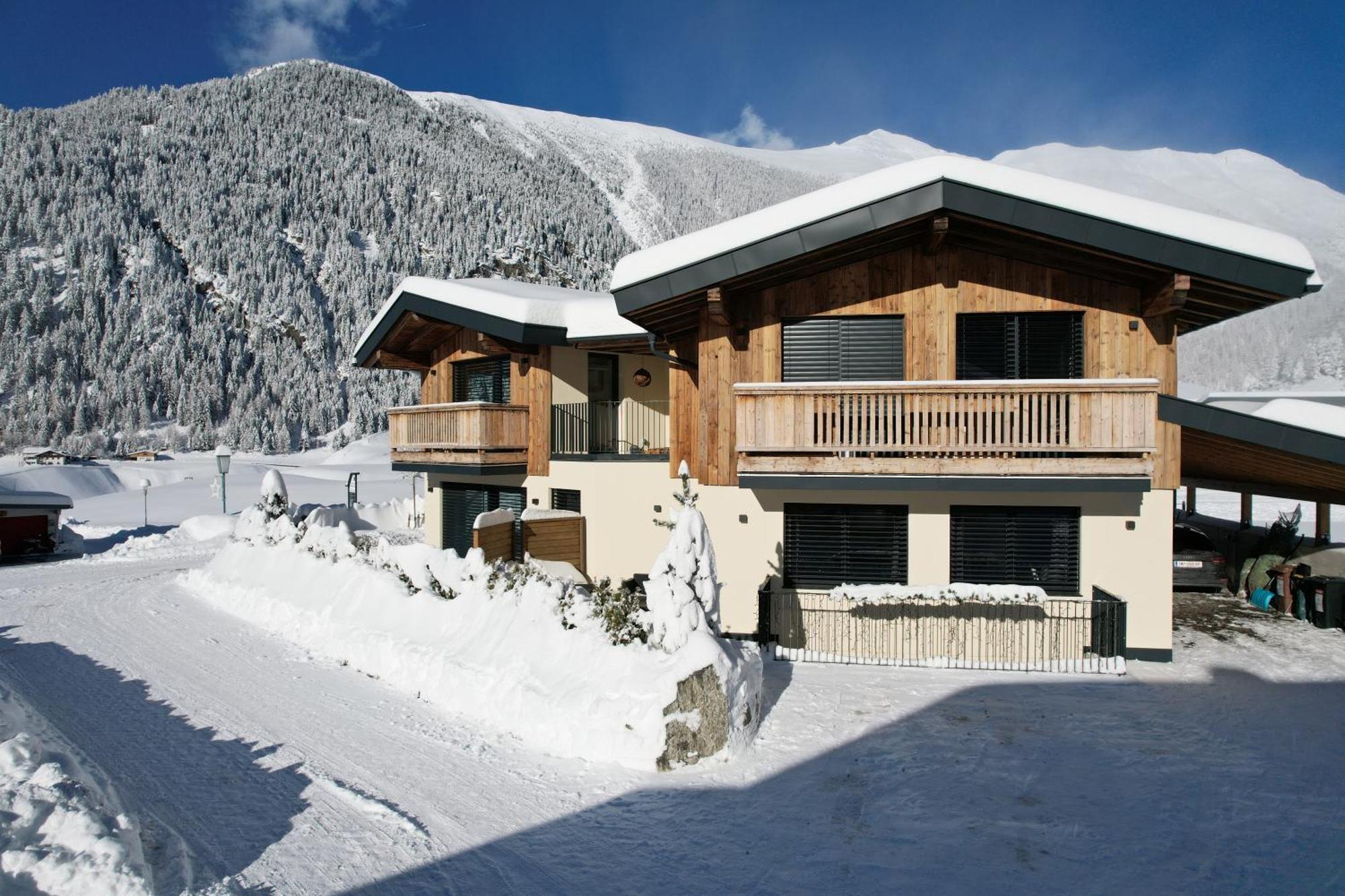 Alp Apart Niederthai Umhausen Exterior foto